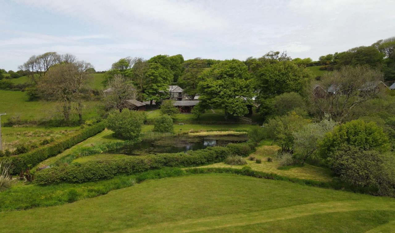 Ta Mill Cottages & Lodges - Meadowview Chalet 1 Launceston Buitenkant foto